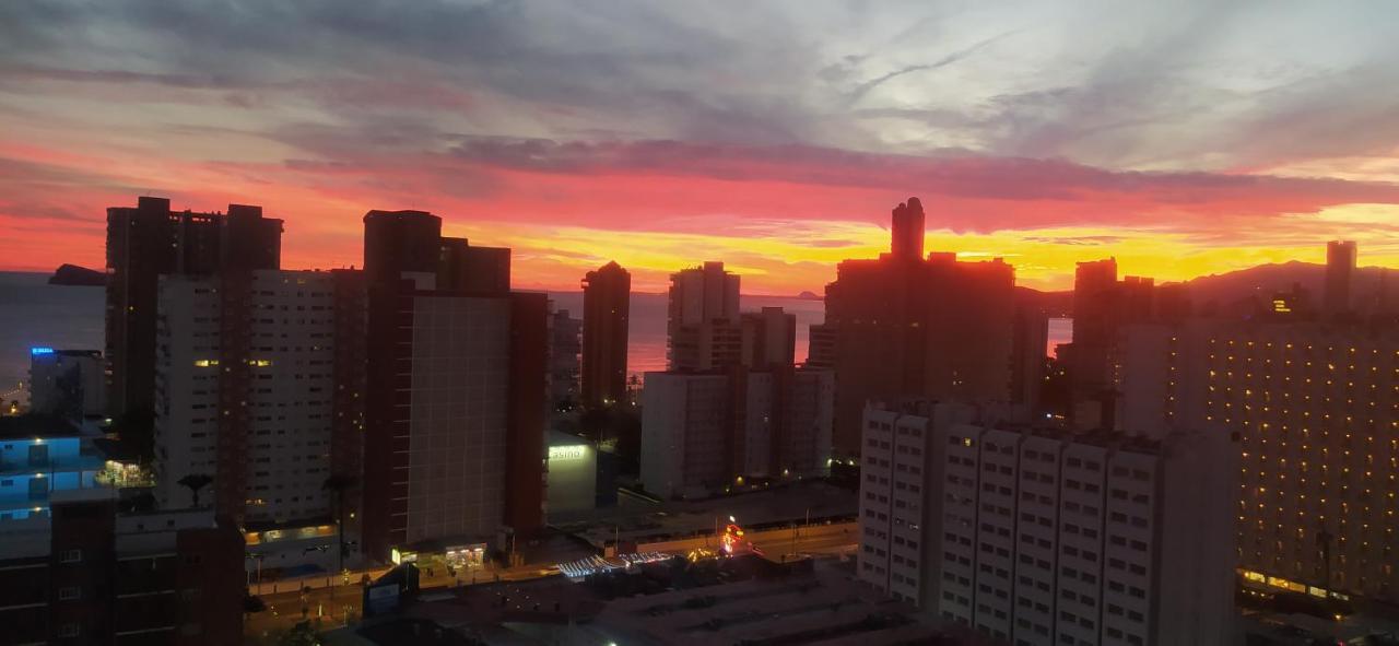 Apto San Angelo Benidorm Vistas Al Mar 400 M Zewnętrze zdjęcie